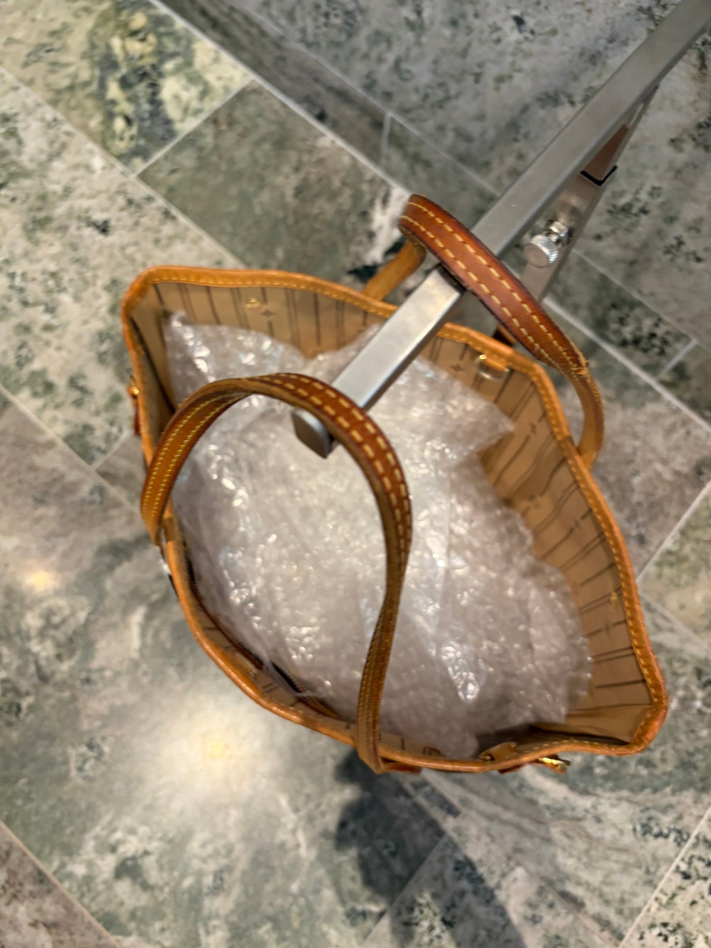 Louis Vuitton Neverfull PM