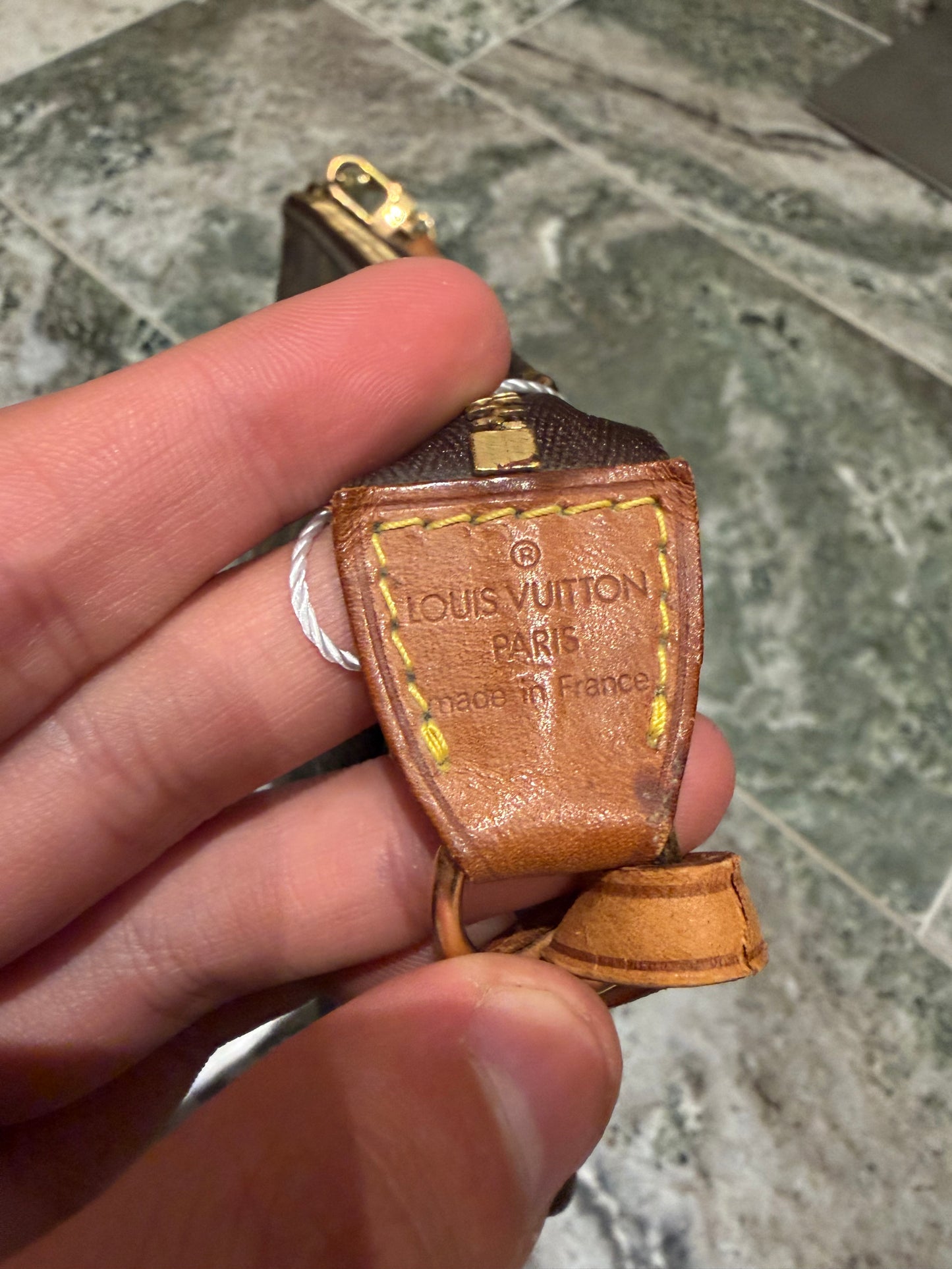 Louis Vuitton pochette accessories