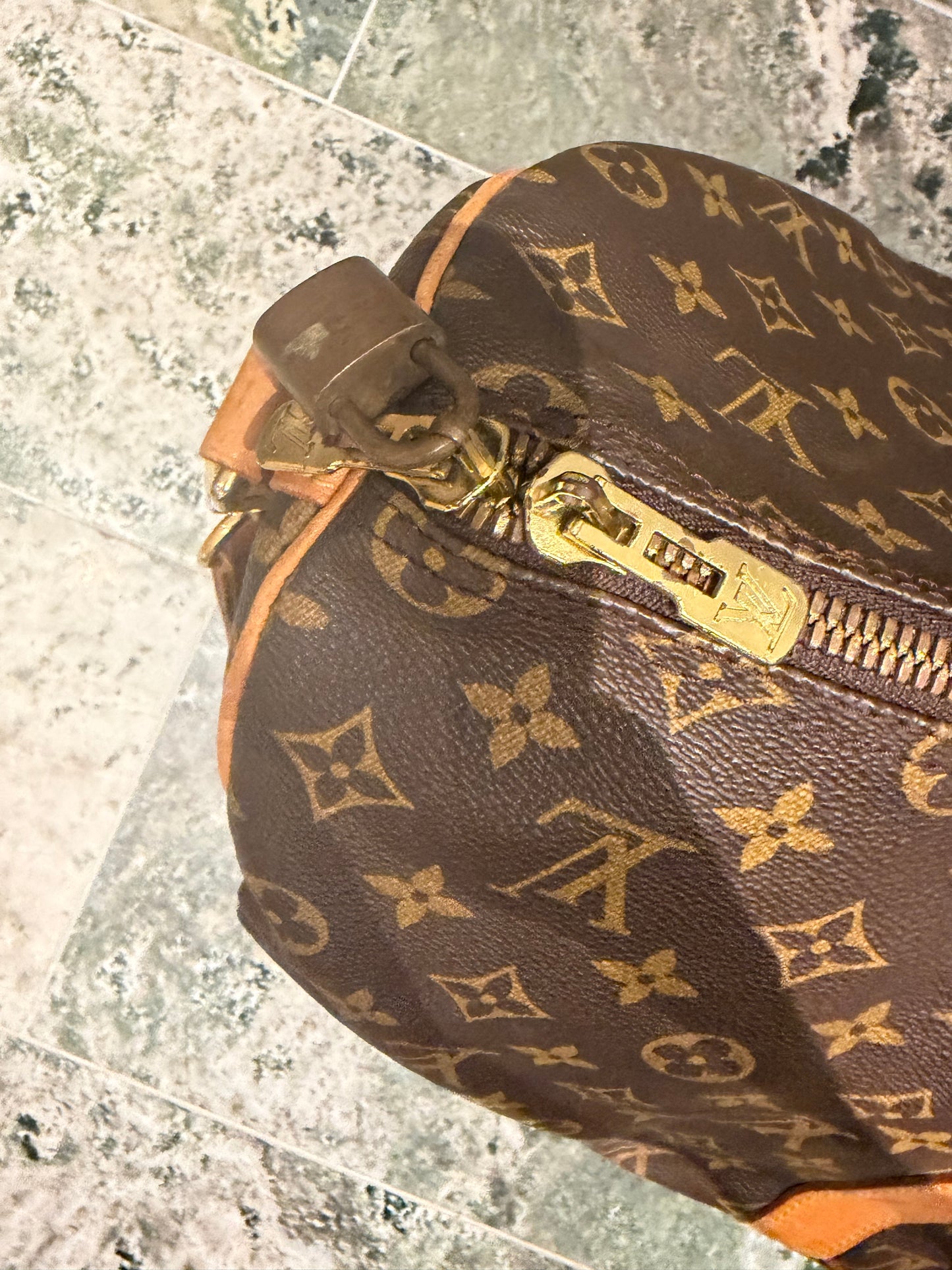 Louis Vuitton keepall bandouliere 50