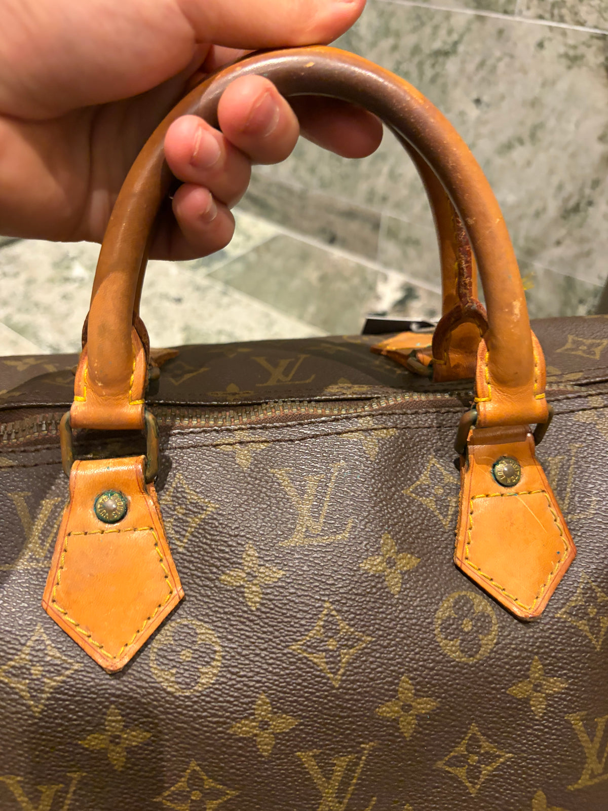 Louis Vuitton speedy 40