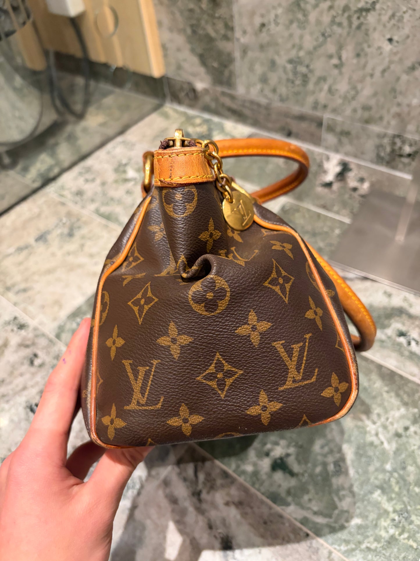 Louis Vuitton Tivoli bag