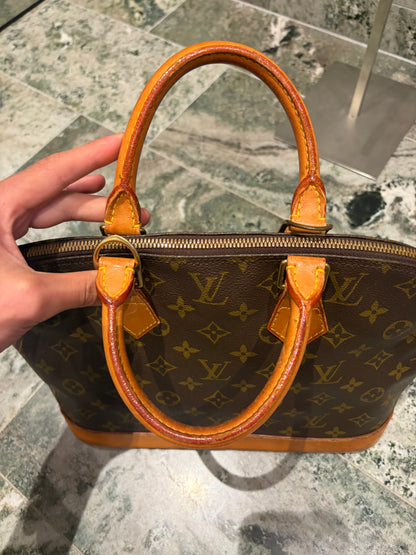 Louis Vuitton Alma PM