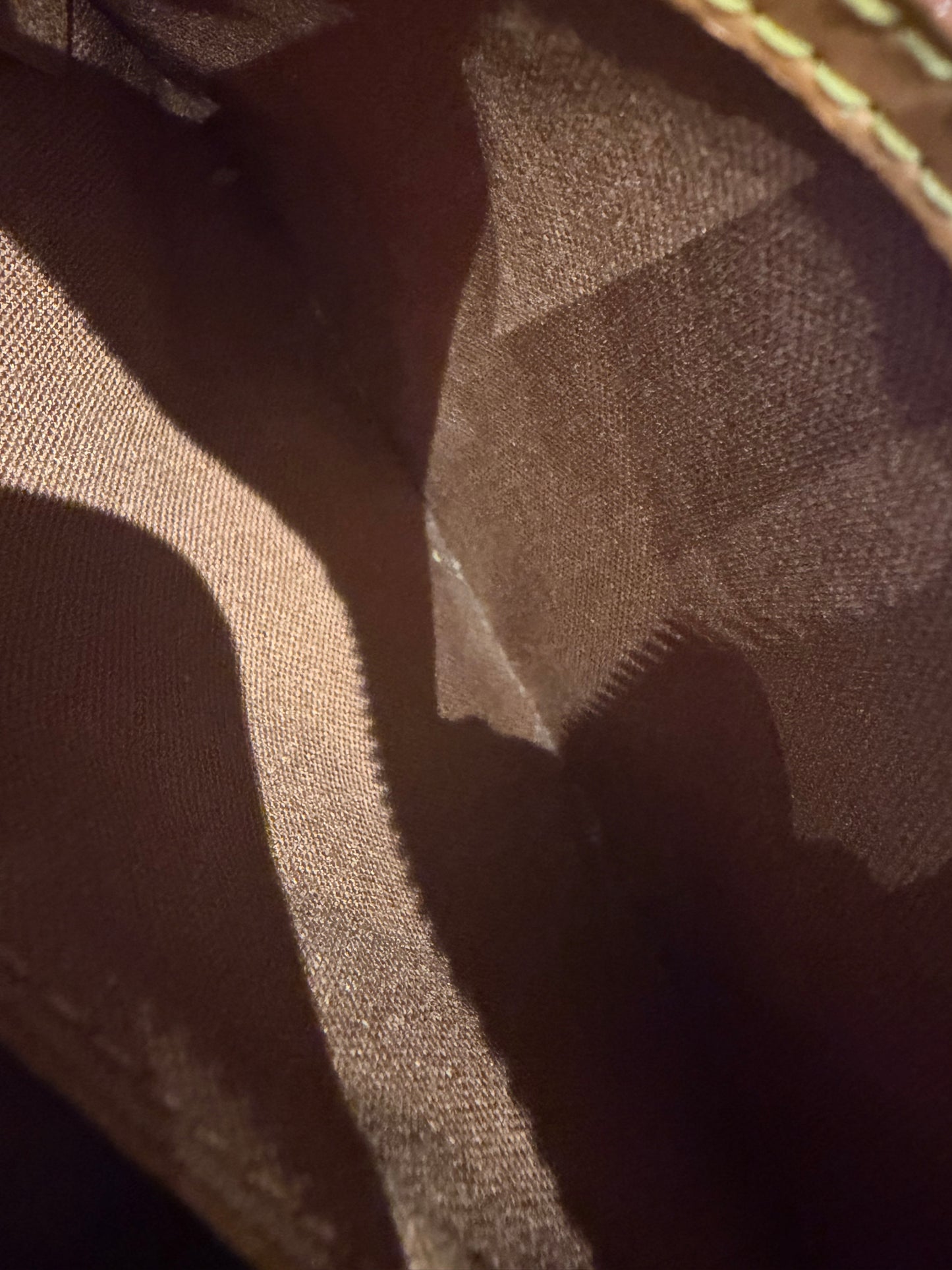 Louis Vuitton Alma PM