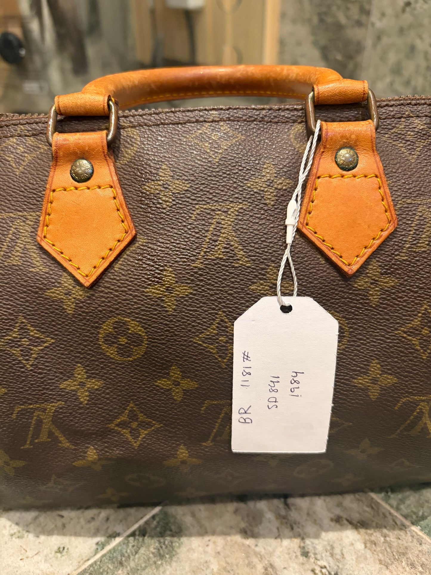Louis Vuitton speedy 25