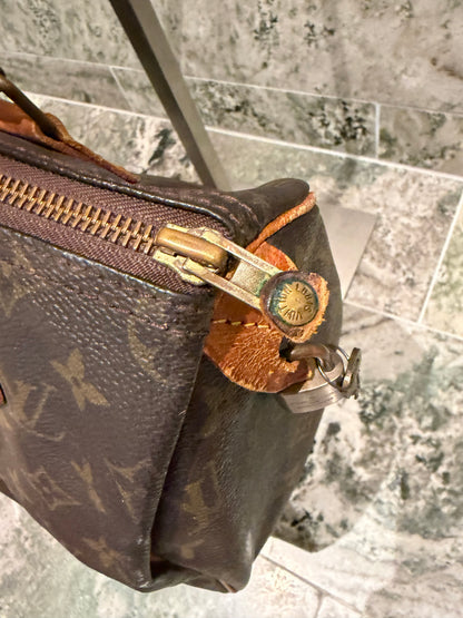 Louis Vuitton speedy 25
