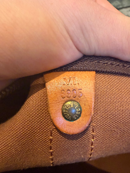 Louis Vuitton keepall bandouliere 50