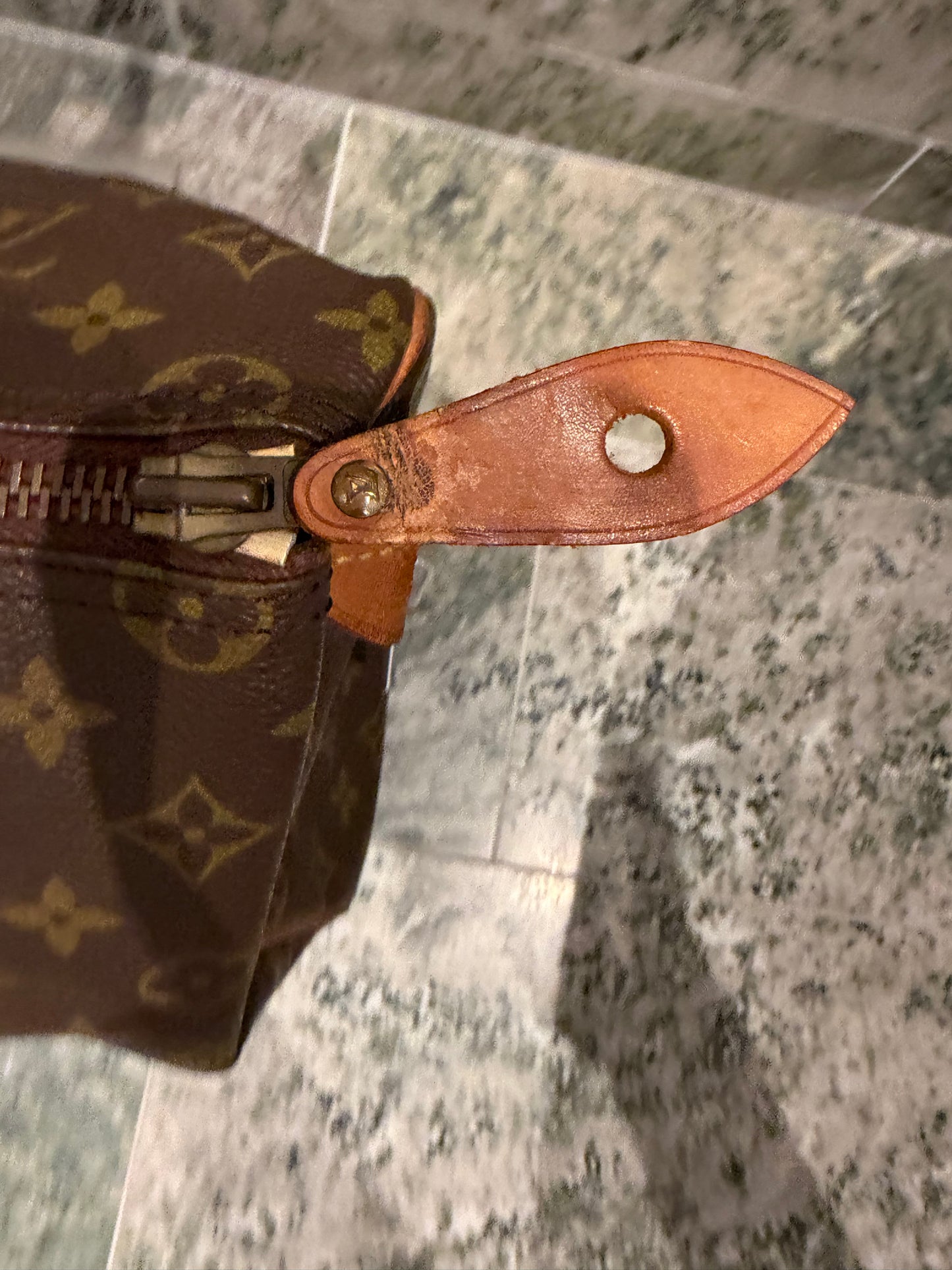 Louis Vuitton speedy 35