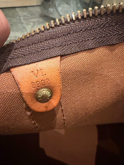 Louis Vuitton keepall 50