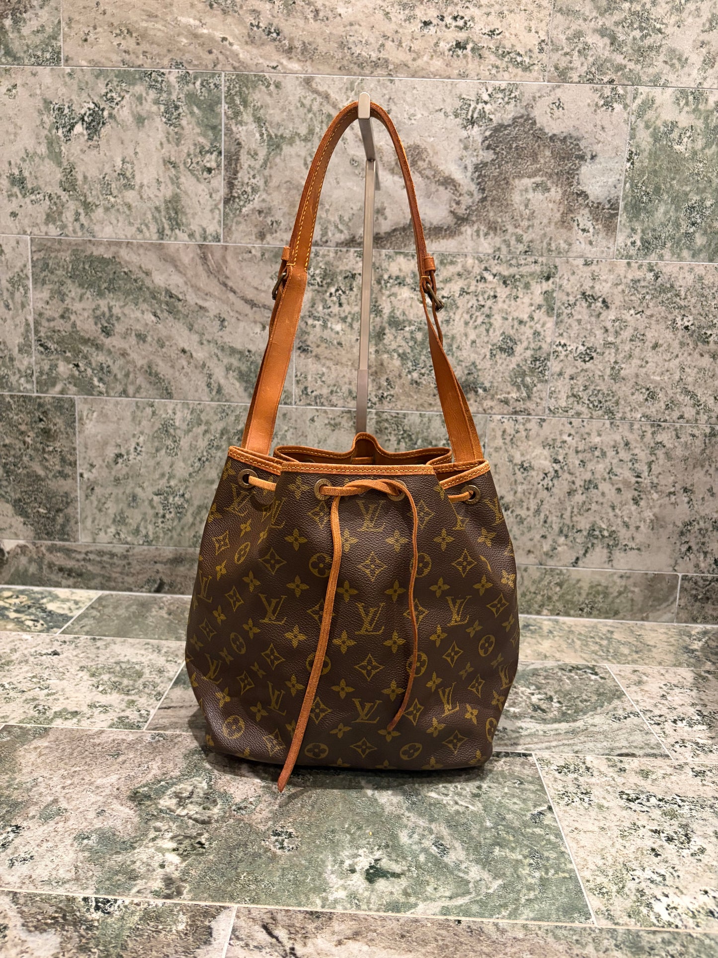 Louis Vuitton Noé pétite