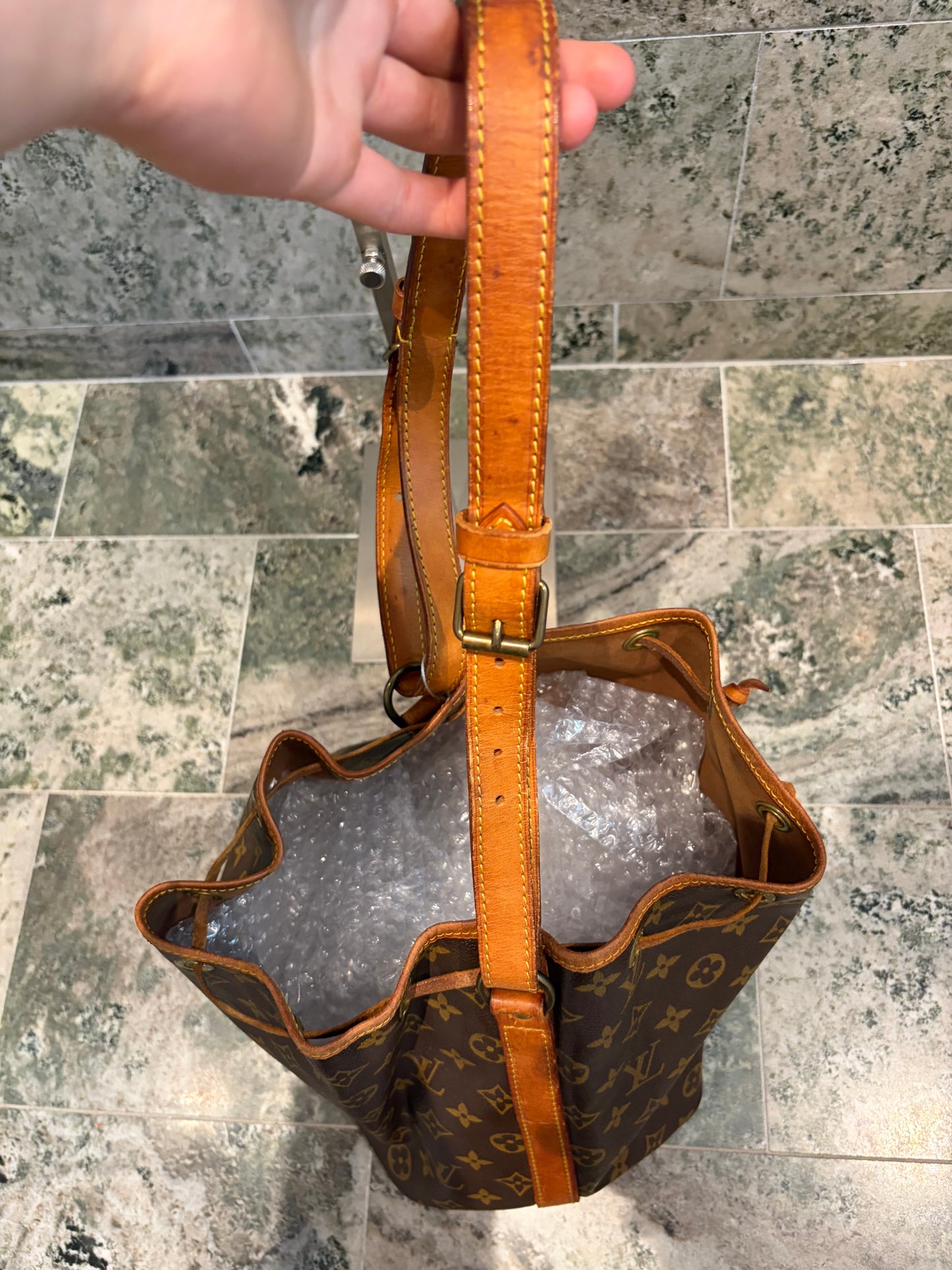Louis Vuitton Noé pétite