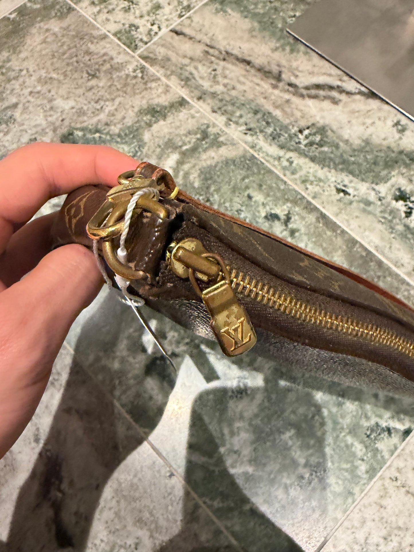 Louis Vuitton pochette accessories