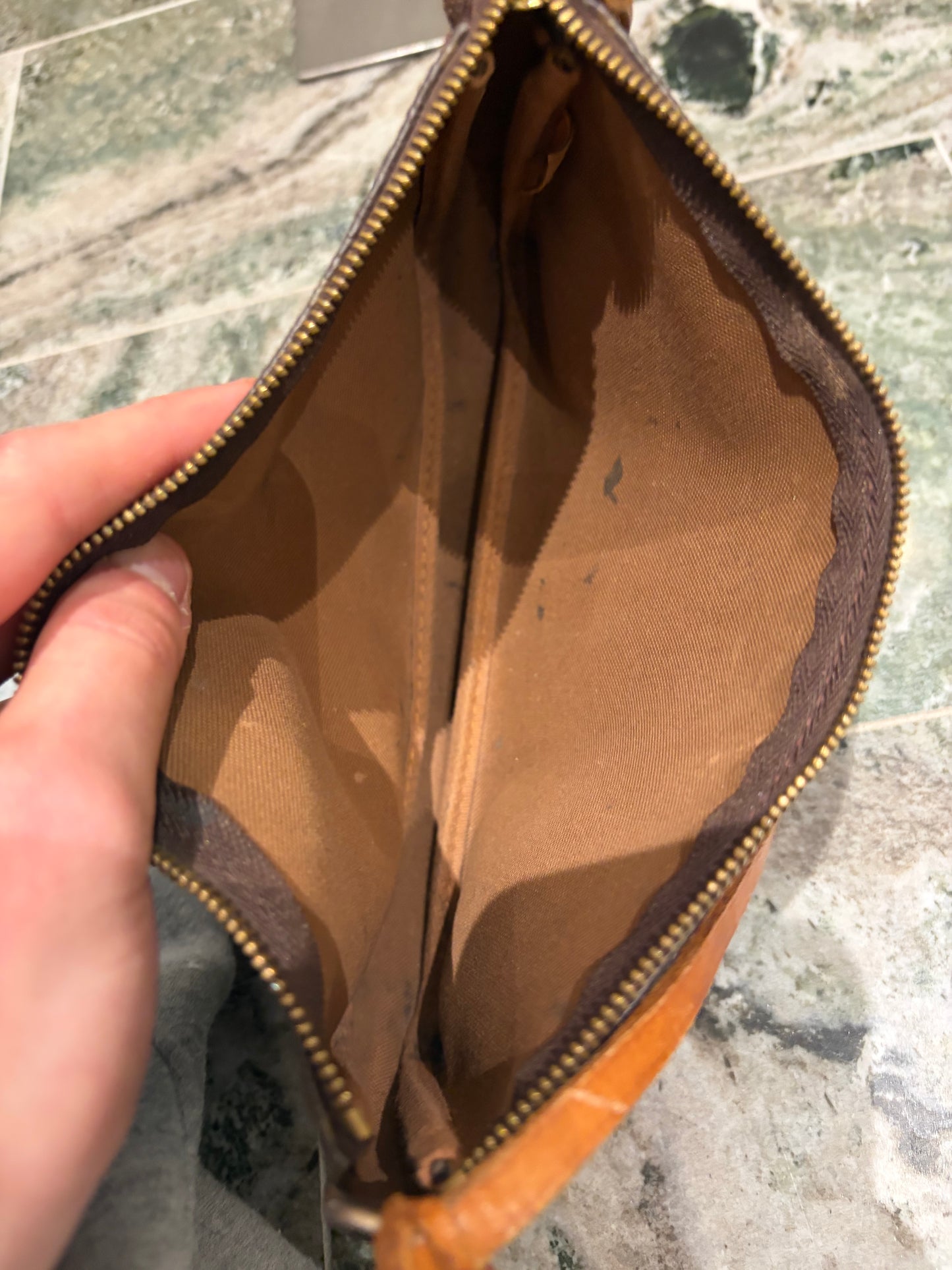 Louis Vuitton pochette accessories