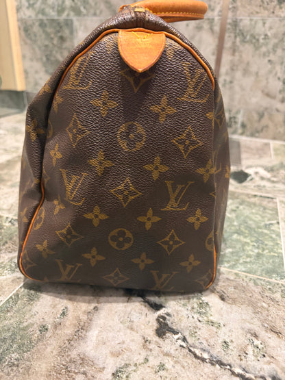 Louis Vuitton speedy 30