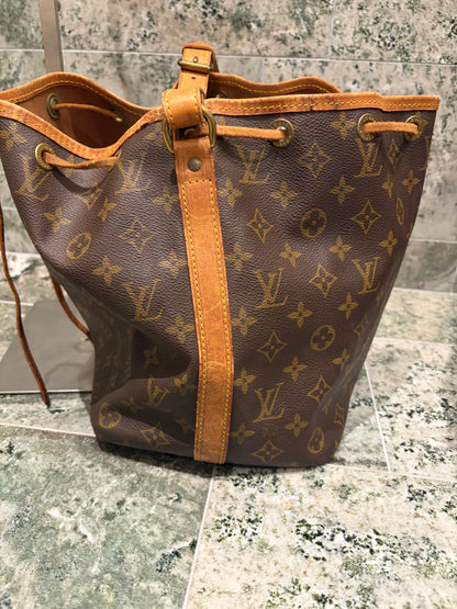 Louis Vuitton Noé pétite
