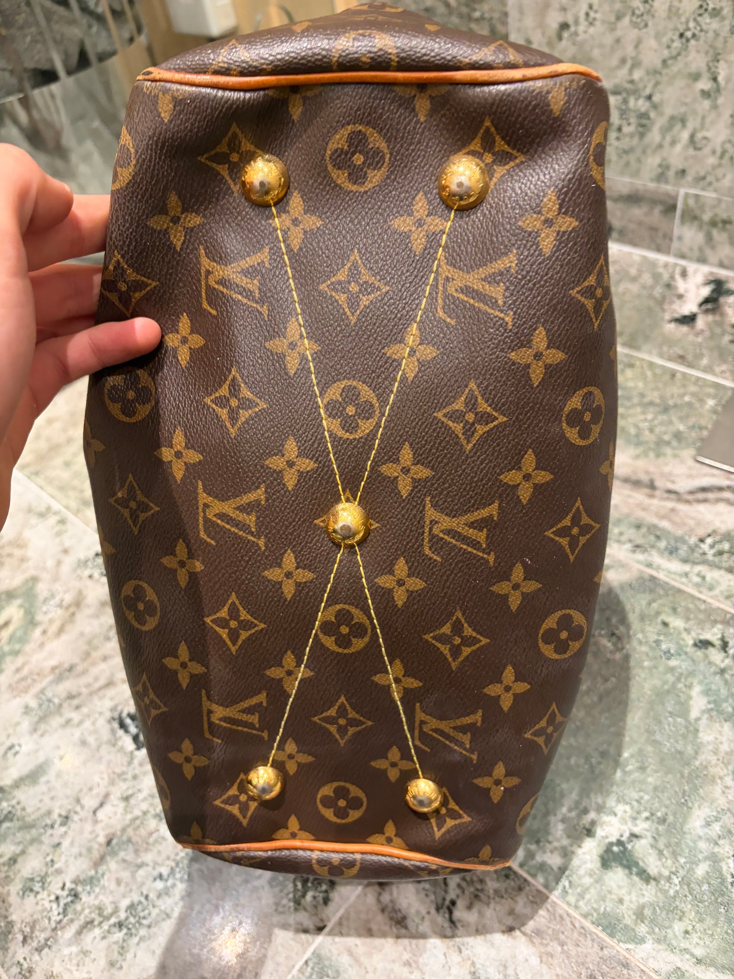 Louis Vuitton Tivoli bag