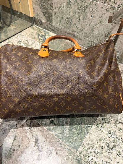 Louis Vuitton speedy 40