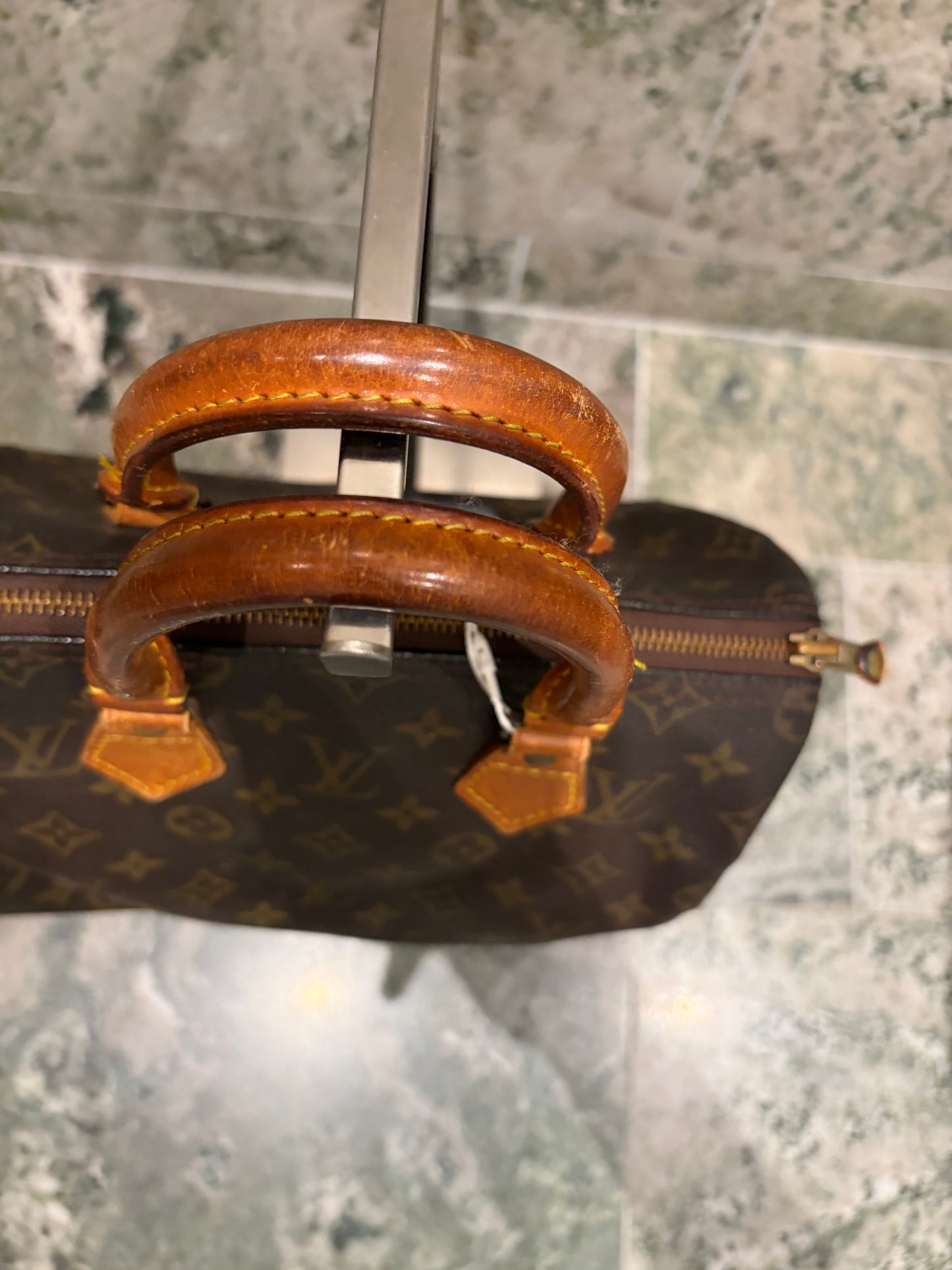 Louis Vuitton speedy 25