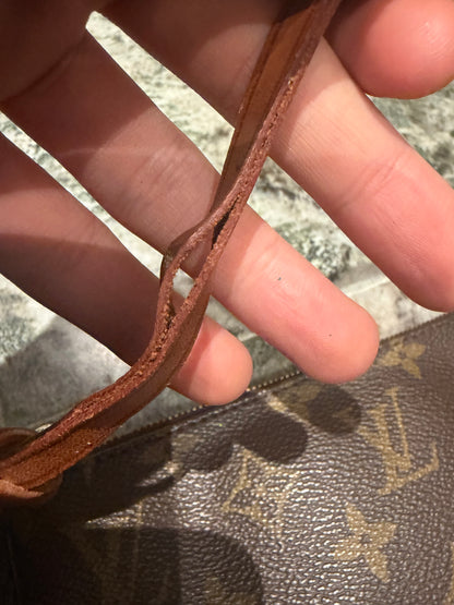 Louis Vuitton pochette accessories