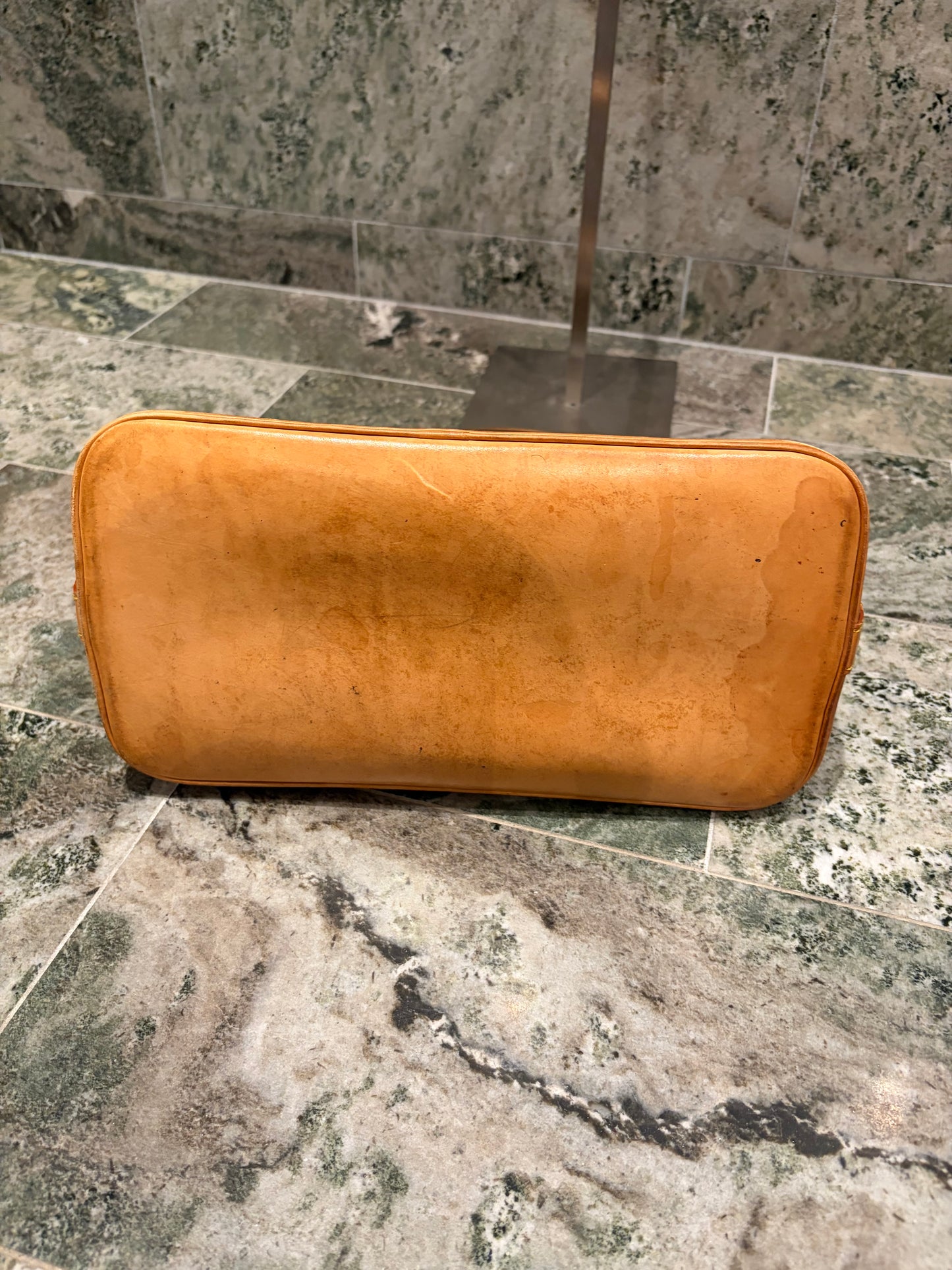 Louis Vuitton Alma PM