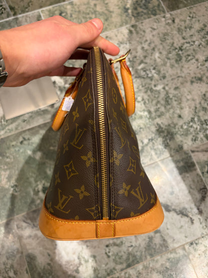 Louis Vuitton Alma PM