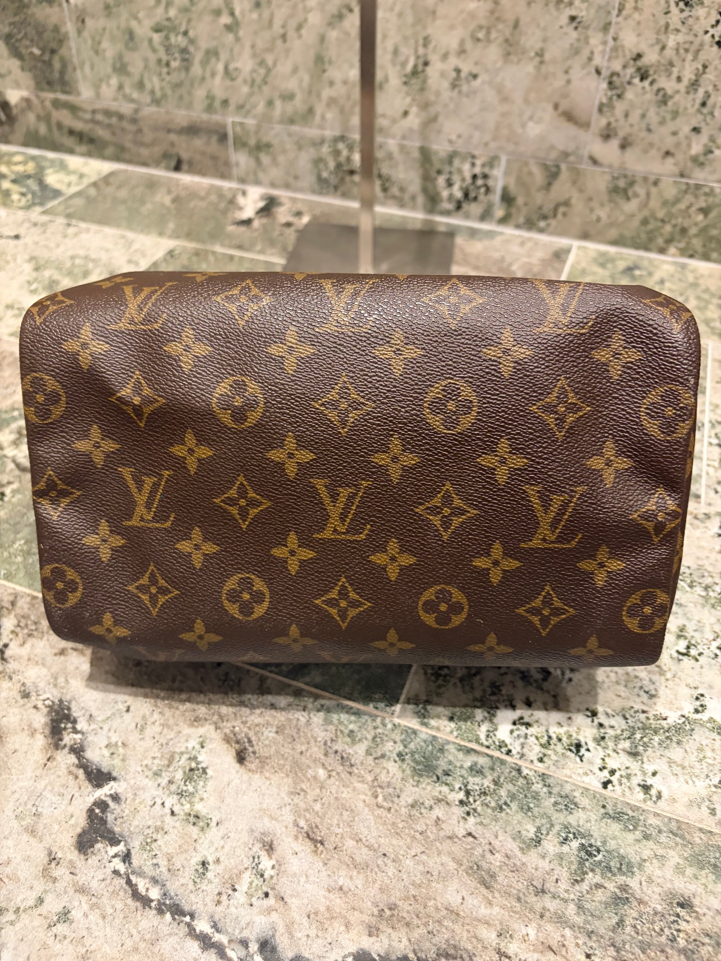 Louis Vuitton speedy 25