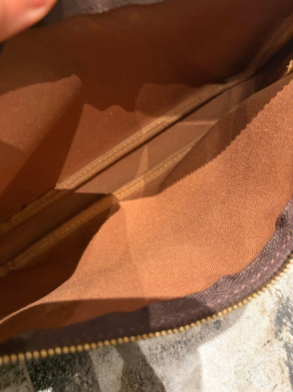 Louis Vuitton pochette accessories