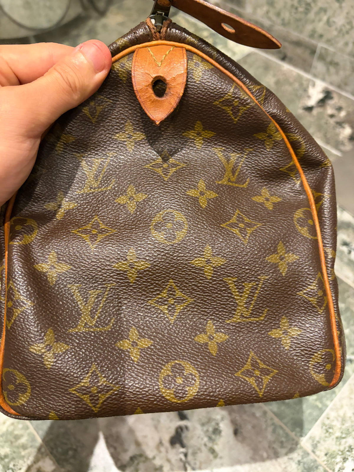 Louis Vuitton speedy 30