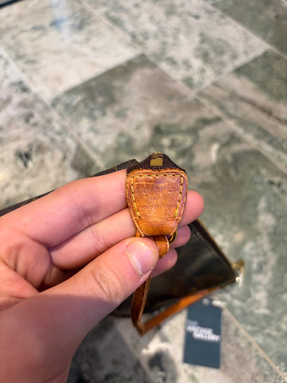 Louis Vuitton pochette accessories