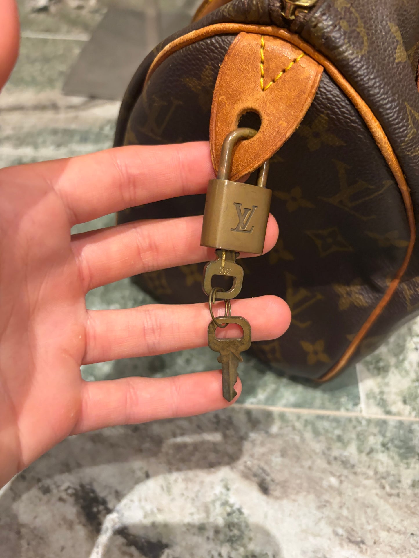 Louis Vuitton speedy 25