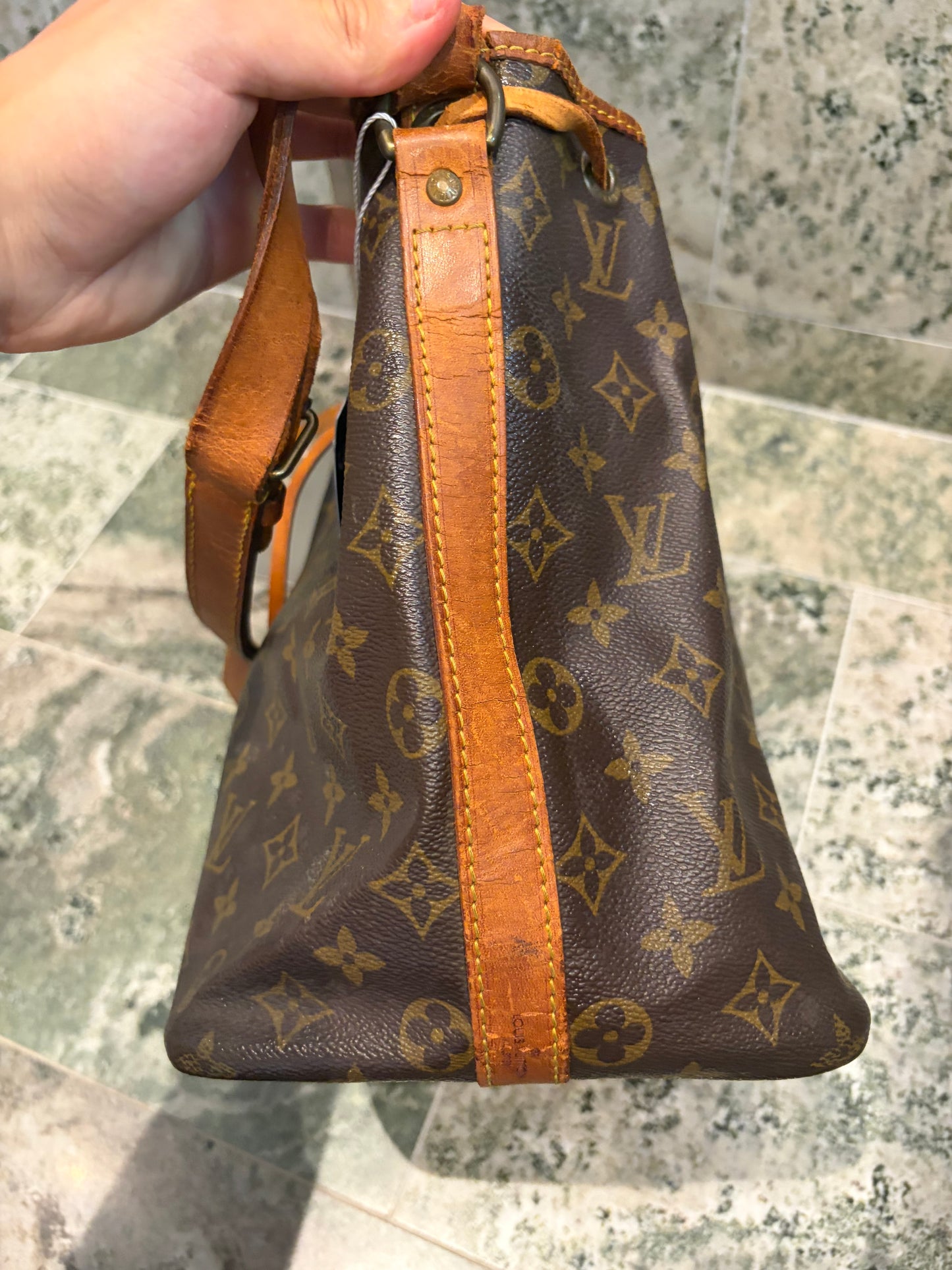 Louis Vuitton Noé pétite