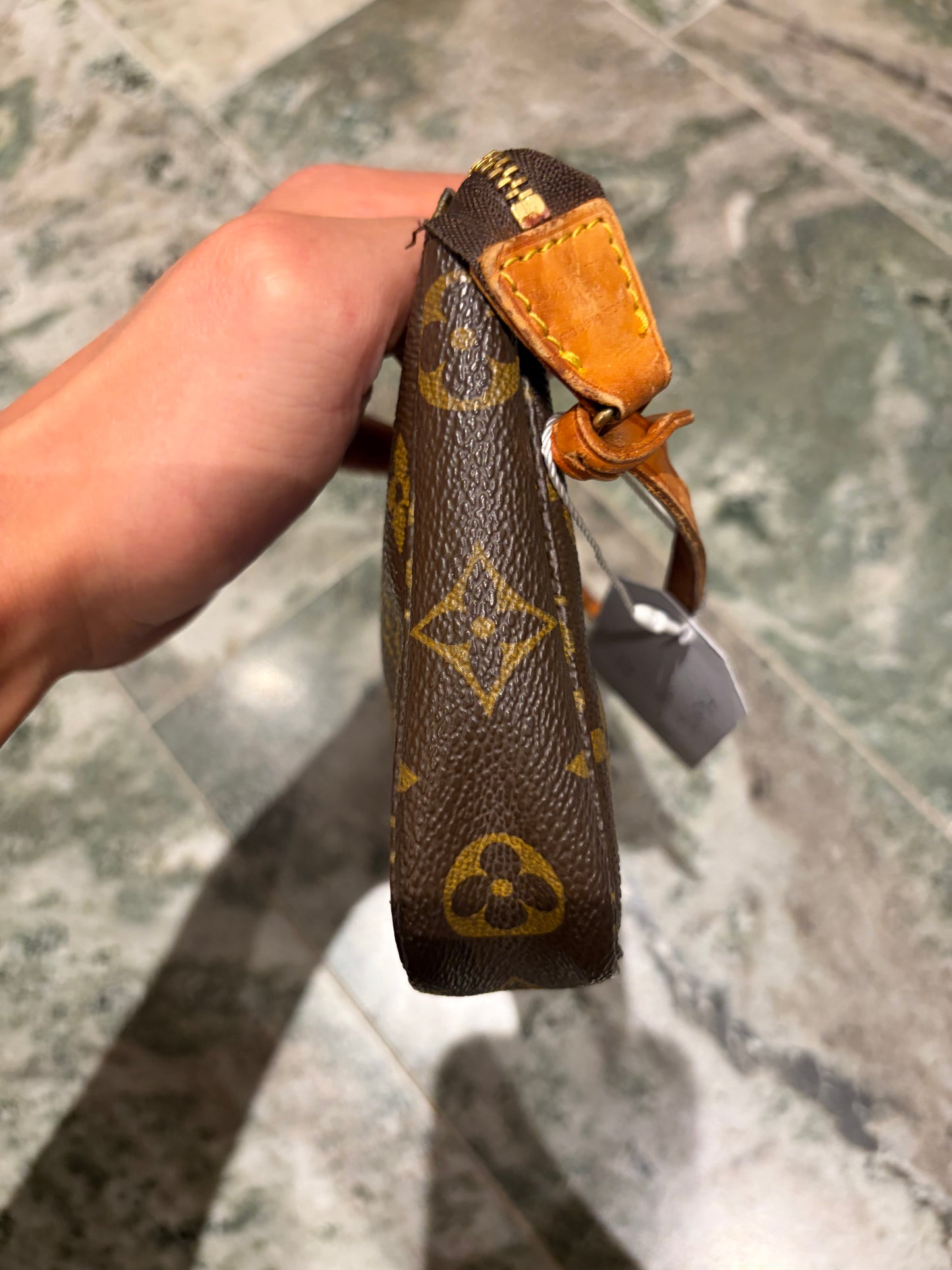 Louis Vuitton pochette accessories