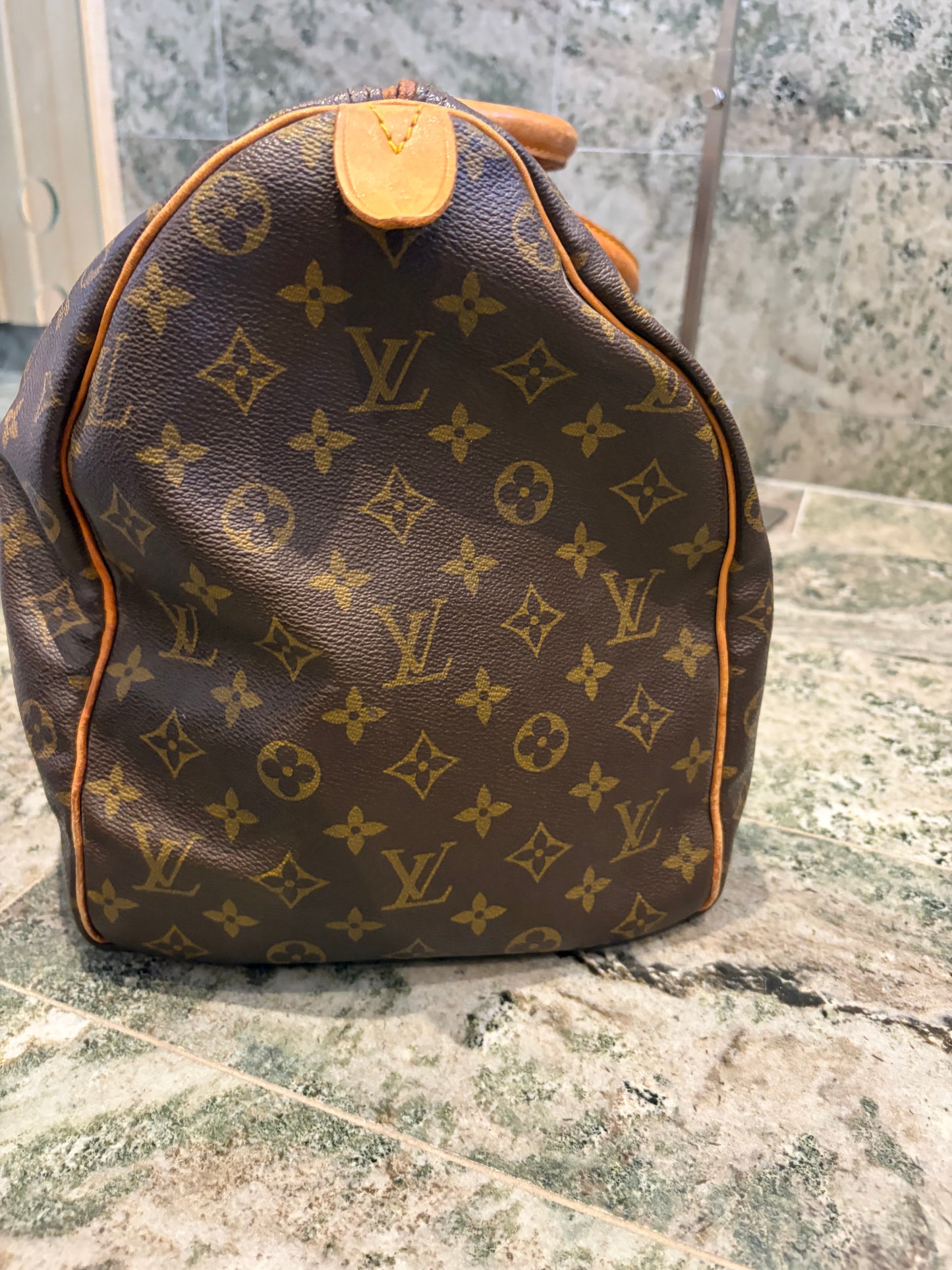 Louis Vuitton keepall 50