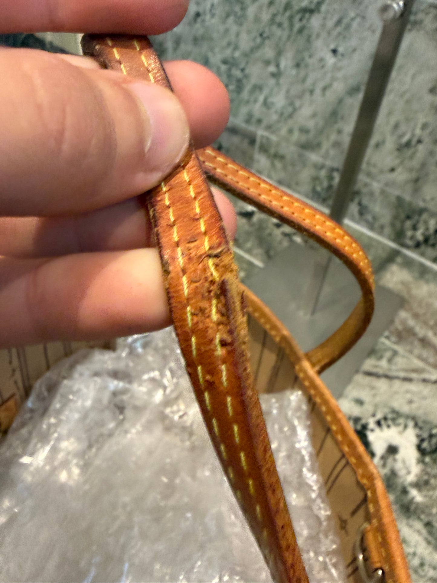 Louis Vuitton Neverfull PM
