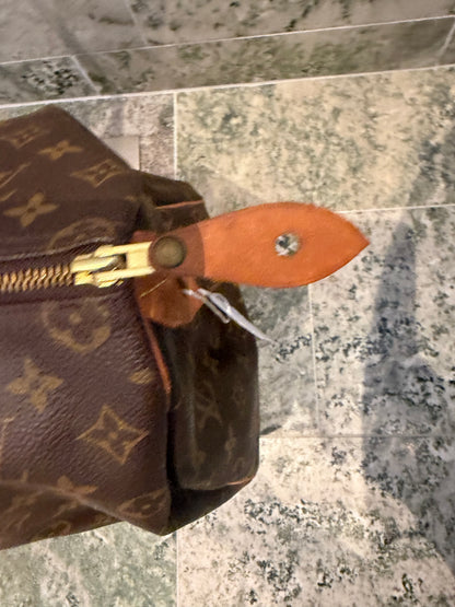 Louis Vuitton speedy 35