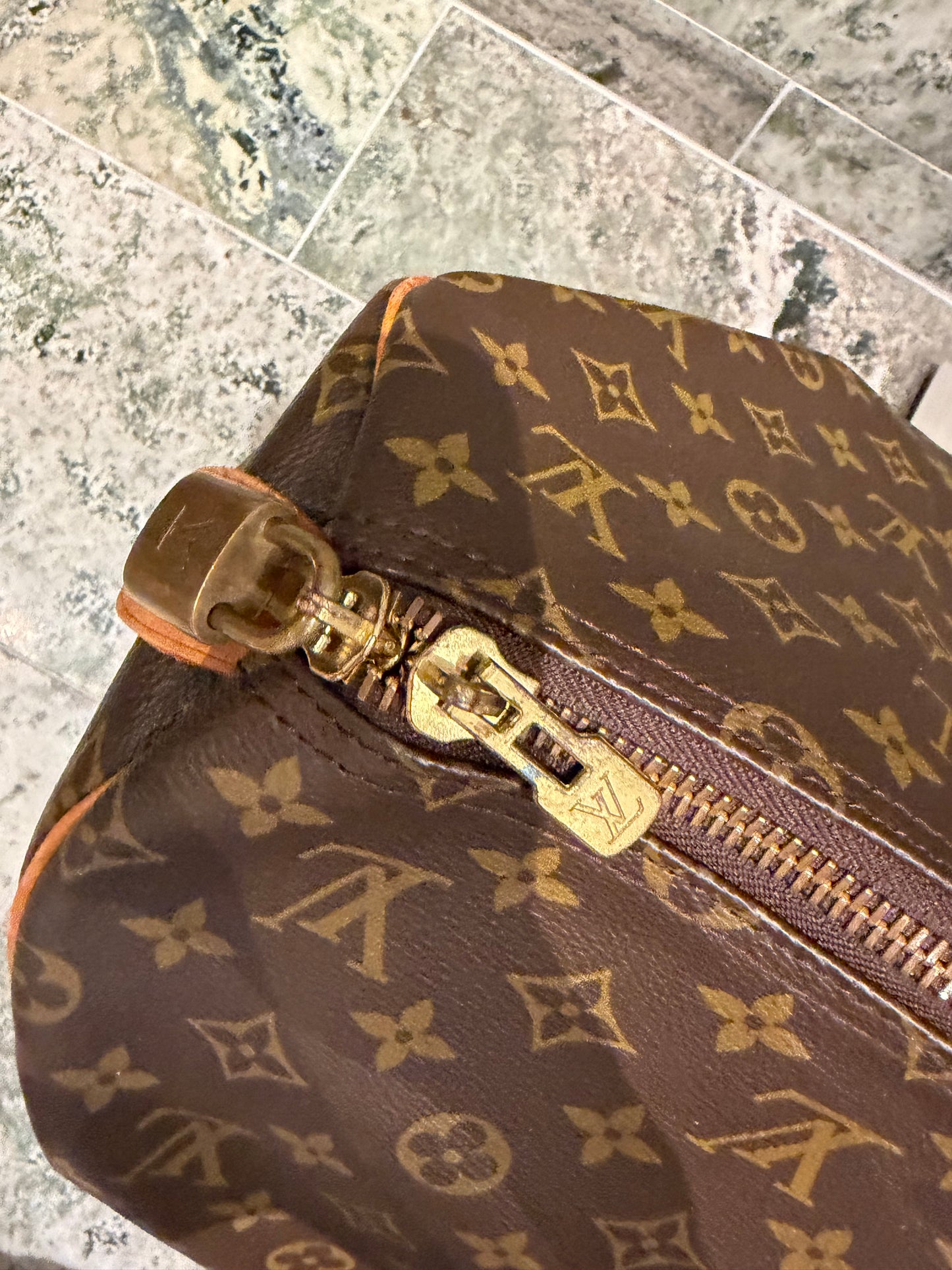 Louis Vuitton keepall 55