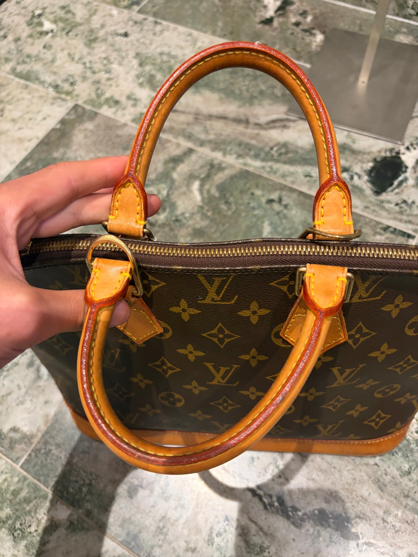 Louis Vuitton Alma PM