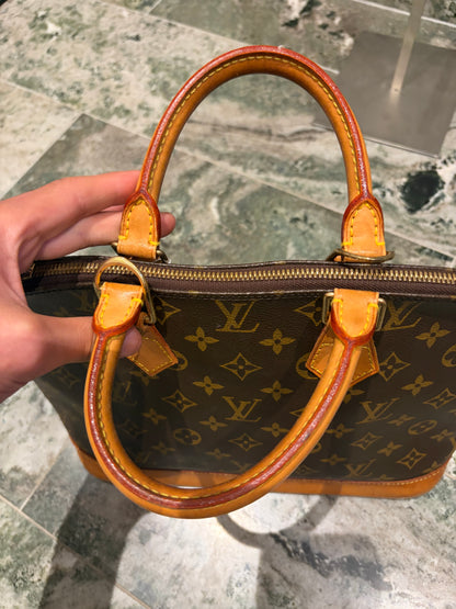 Louis Vuitton Alma PM