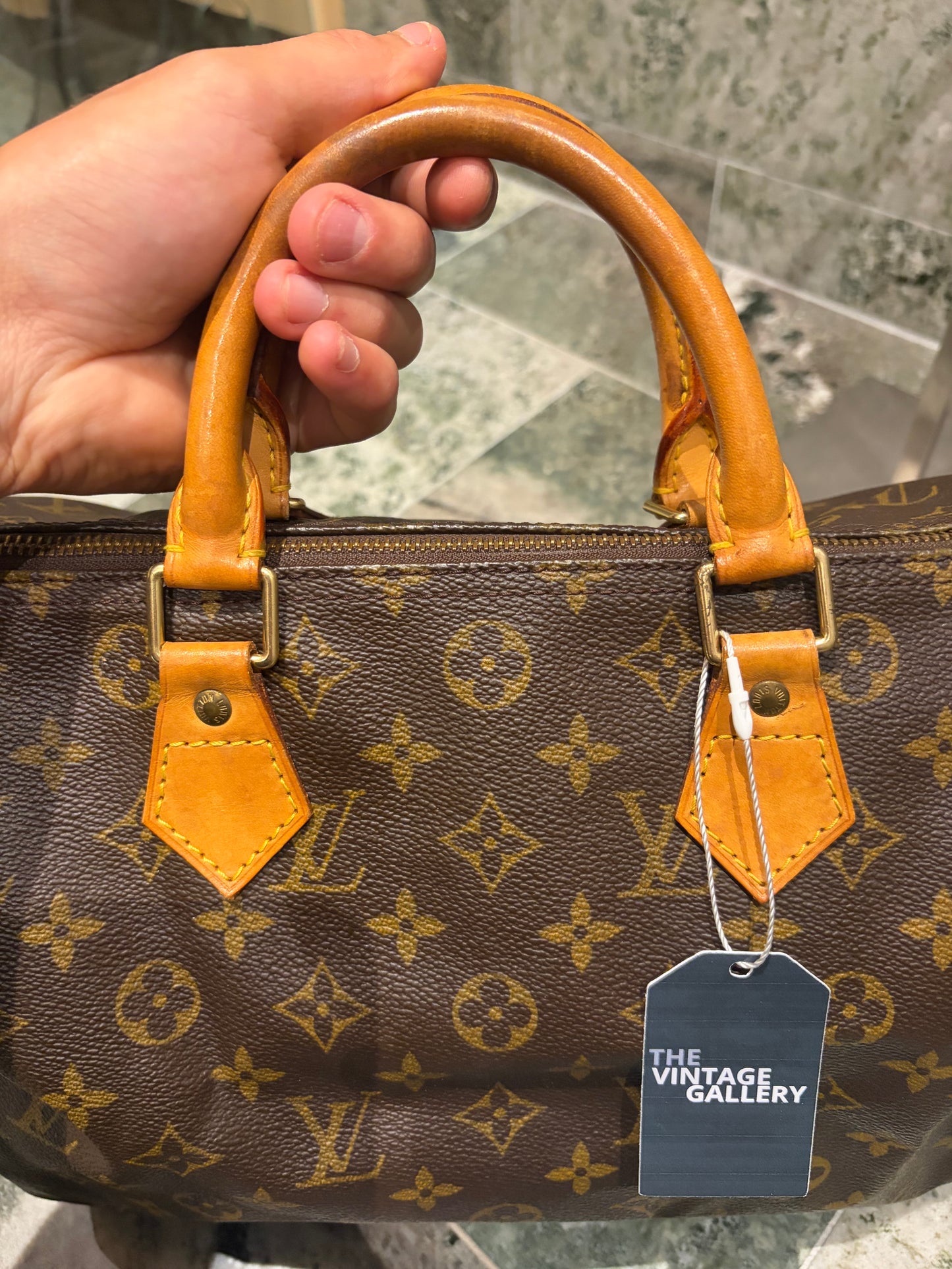 Louis Vuitton speedy 30