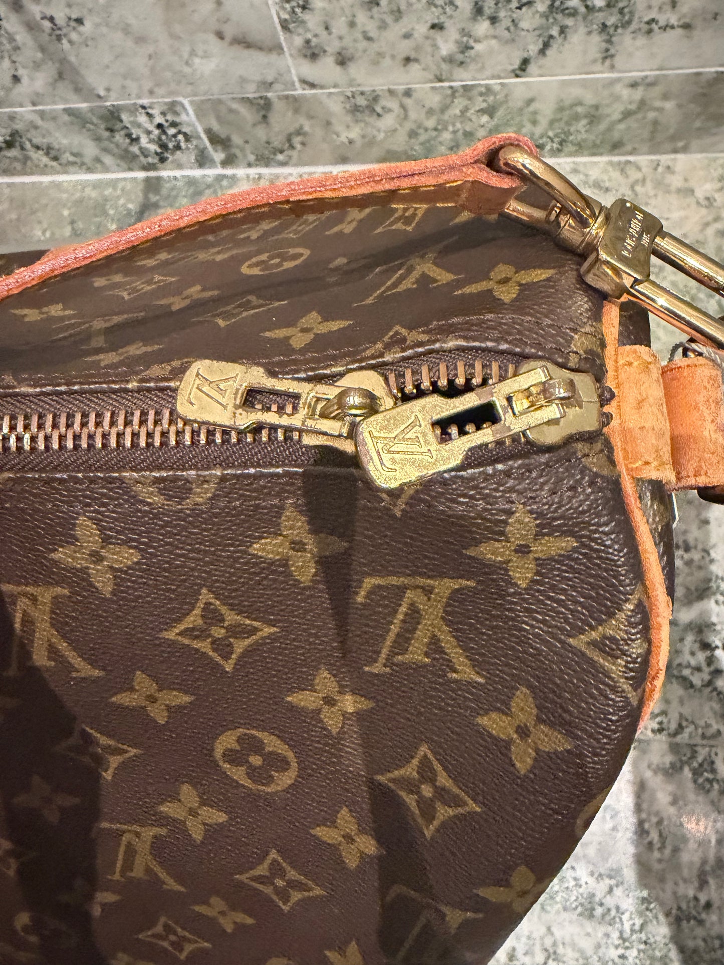 Louis Vuitton keepall bandouliere 55