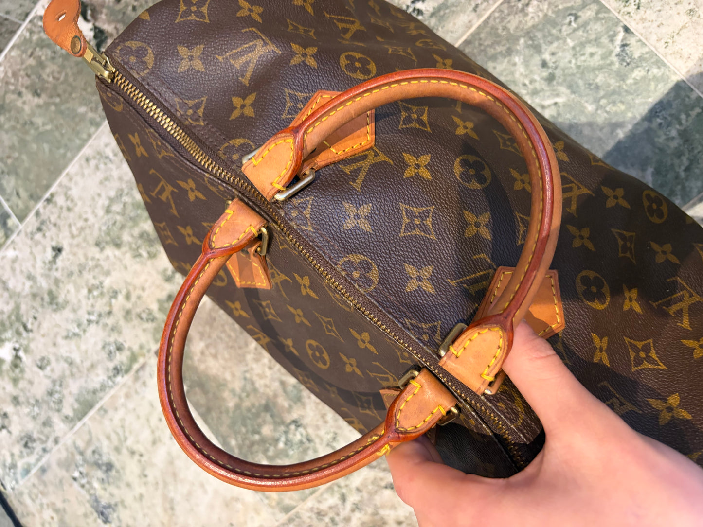 Louis Vuitton speedy 35