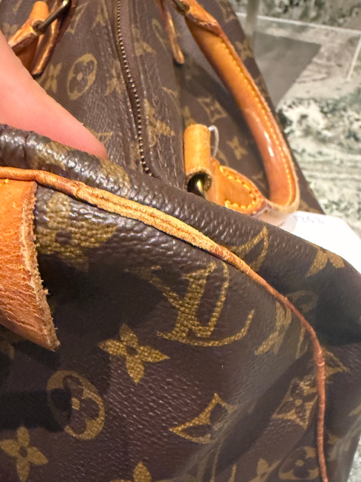 Louis Vuitton speedy 30