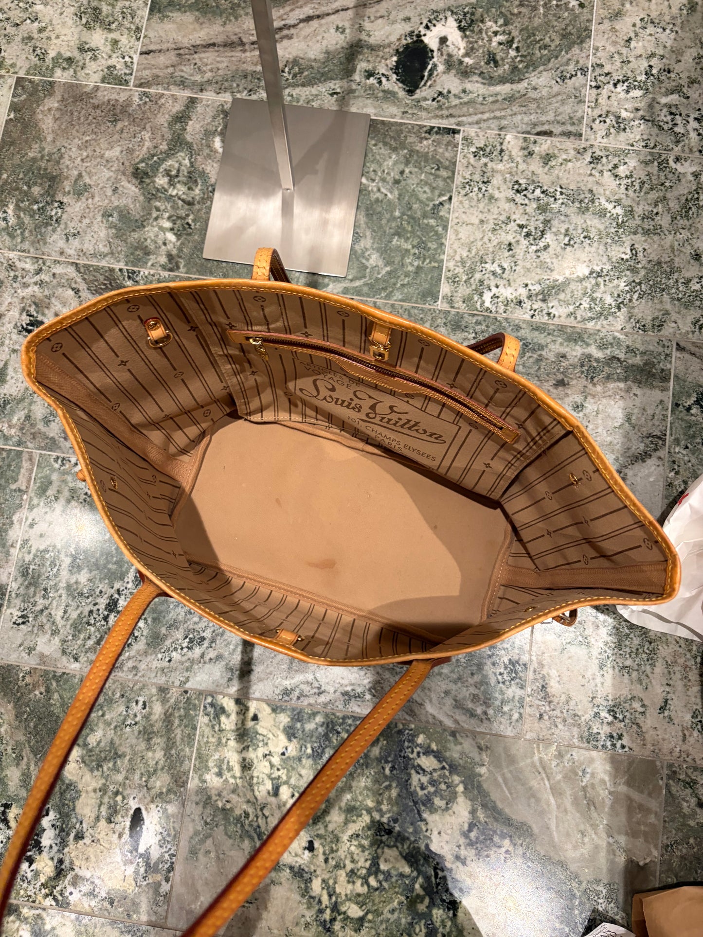 Louis Vuitton neverfull MM