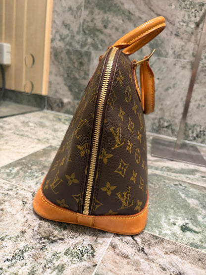 Louis Vuitton Alma PM