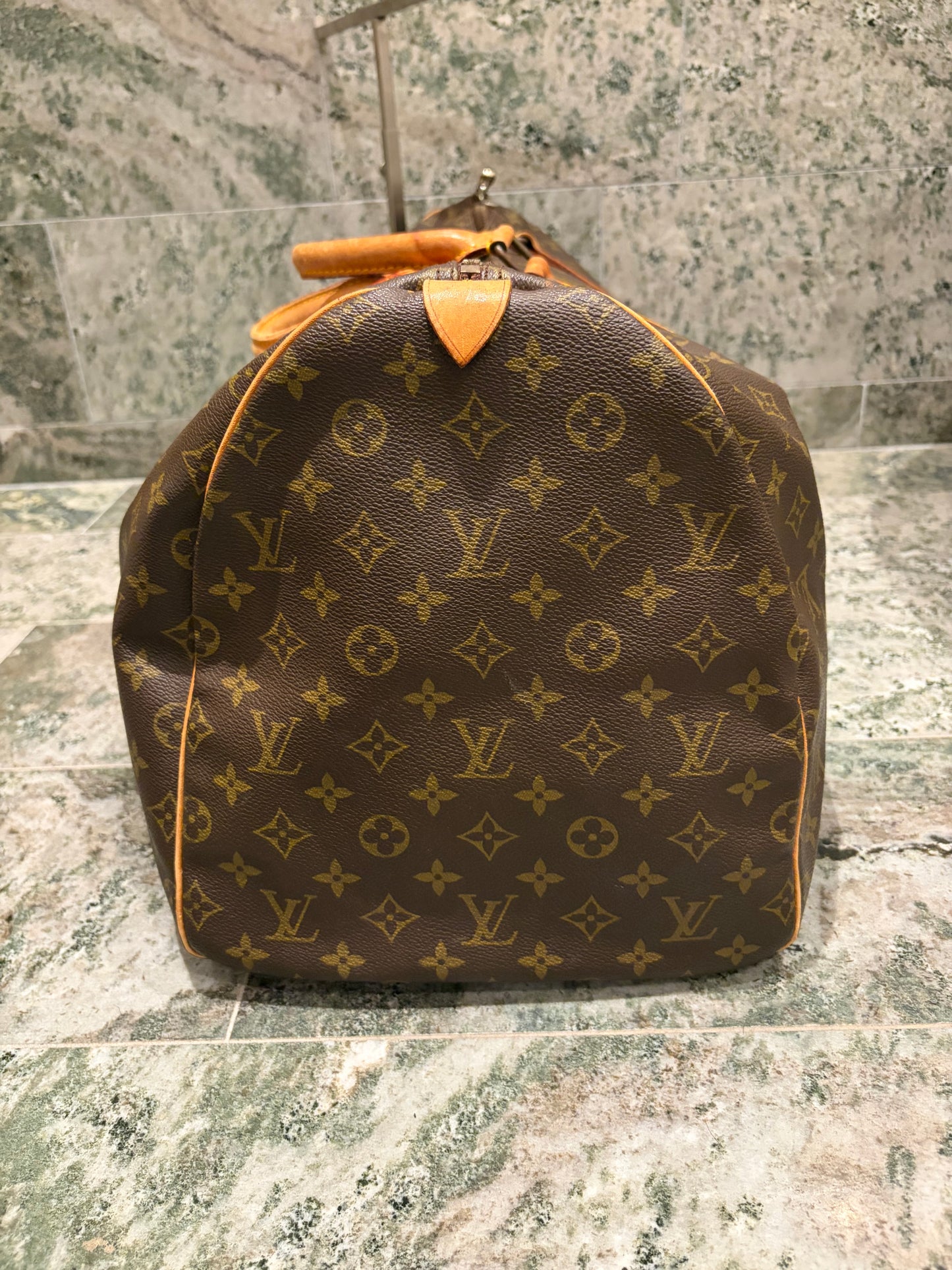 Louis Vuitton keepall 55
