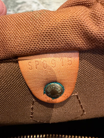 Louis Vuitton speedy 30