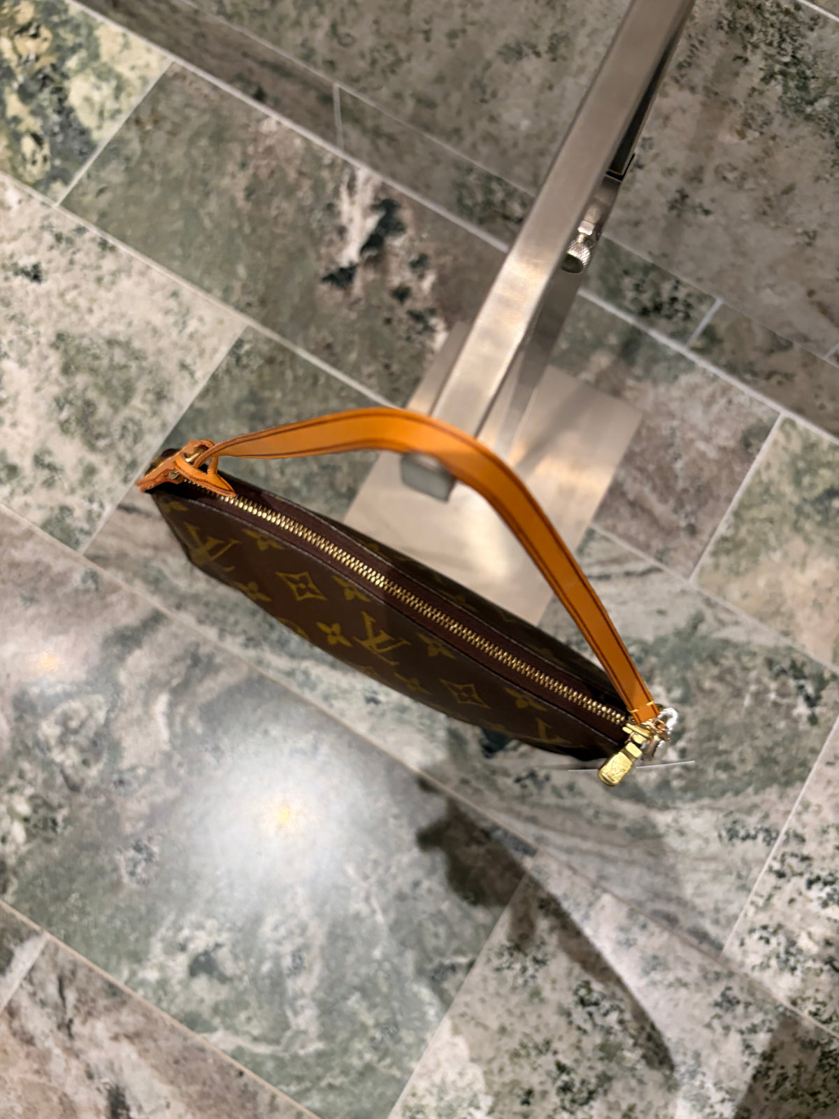 Louis Vuitton pochette accessories