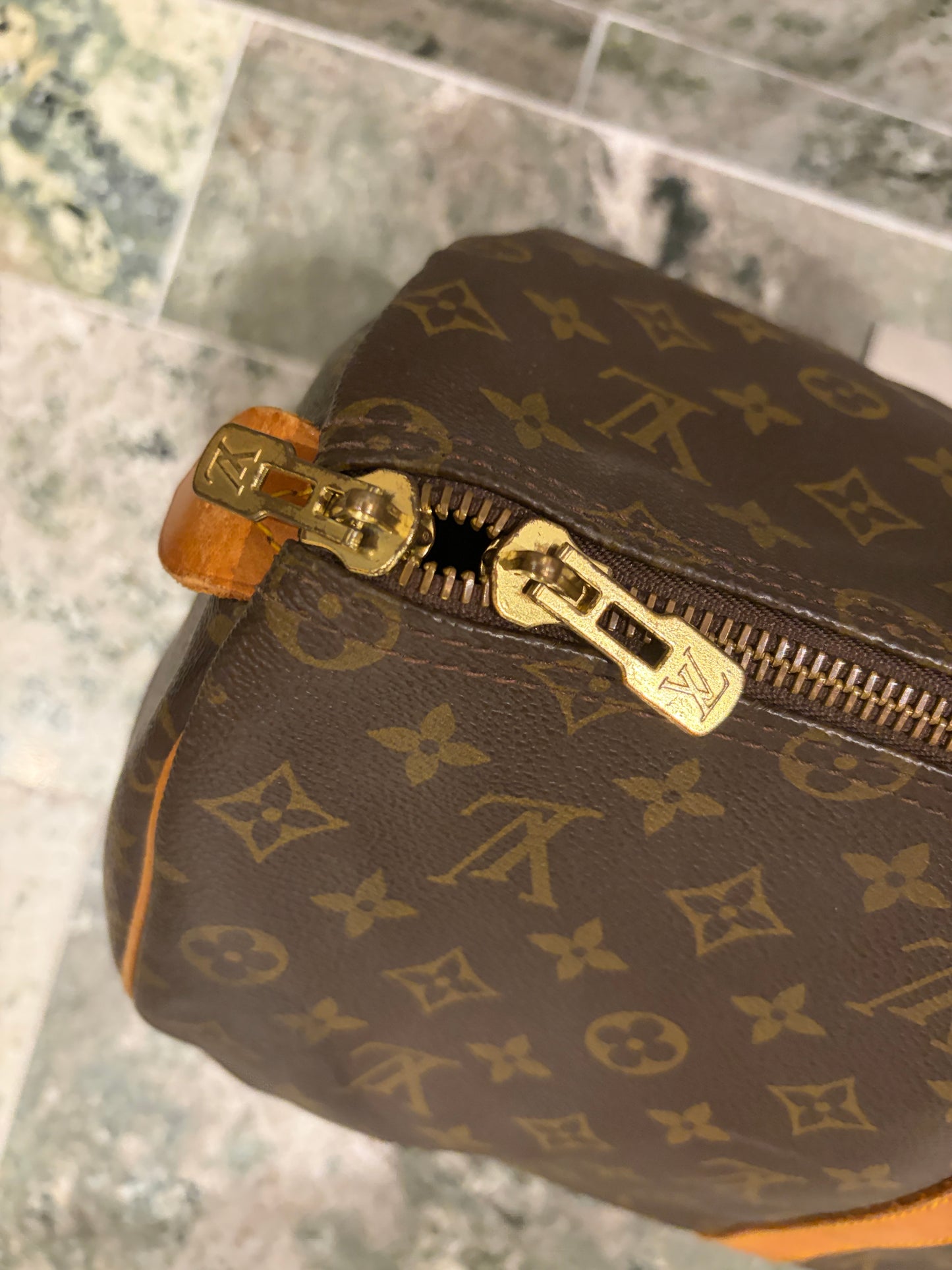 Louis Vuitton keepall 50