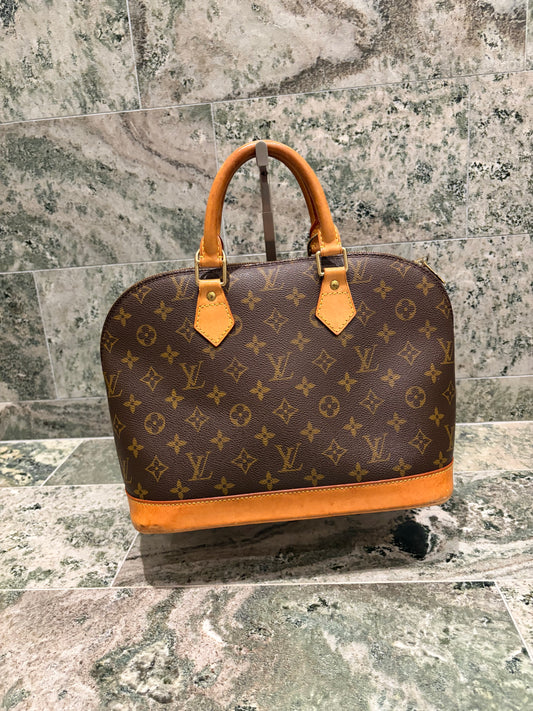 Louis Vuitton Alma PM
