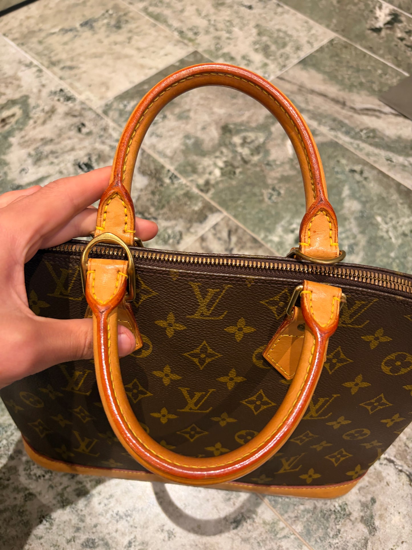 Louis Vuitton Alma PM