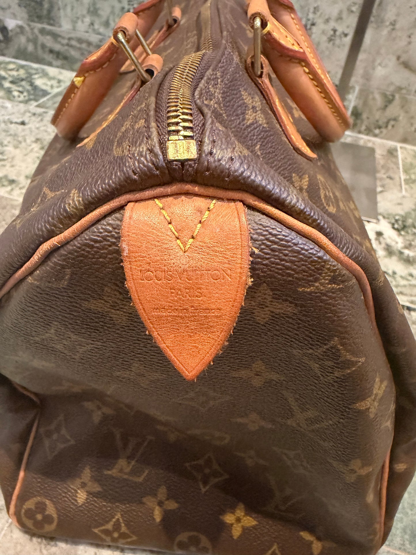Louis Vuitton speedy 35